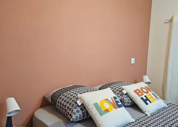 Le Relais 19 Centre Bourg T4 100m2 - 4min A Puy Dufou *