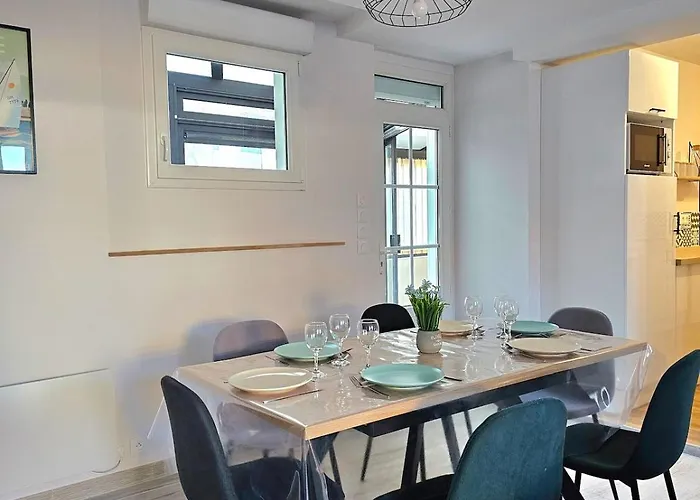 Le Relais 19 Centre Bourg T4 100m2 - 4min A Puy Dufou *