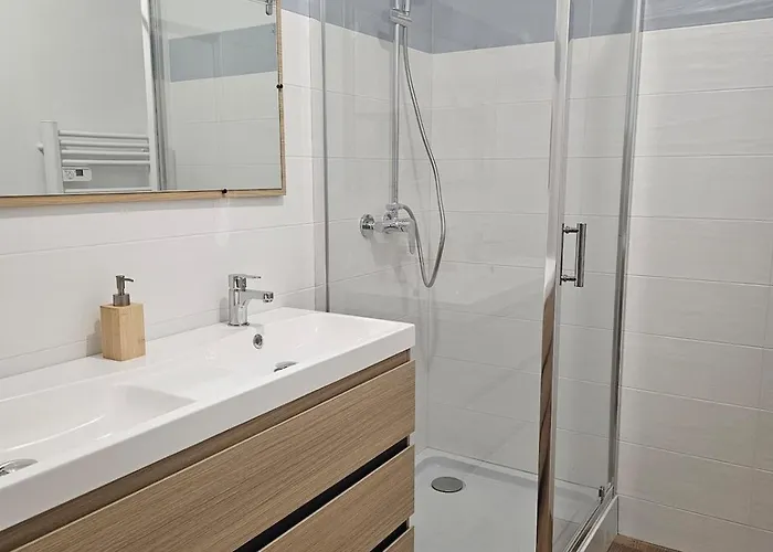 Le Relais 19 Centre Bourg T4 100m2 - 4min A Puy Dufou בית נופש *