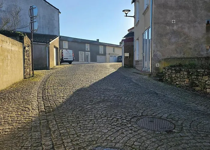 Le Relais 19 Centre Bourg T4 100m2 - 4min A Puy Dufou בית נופש Les Épesses